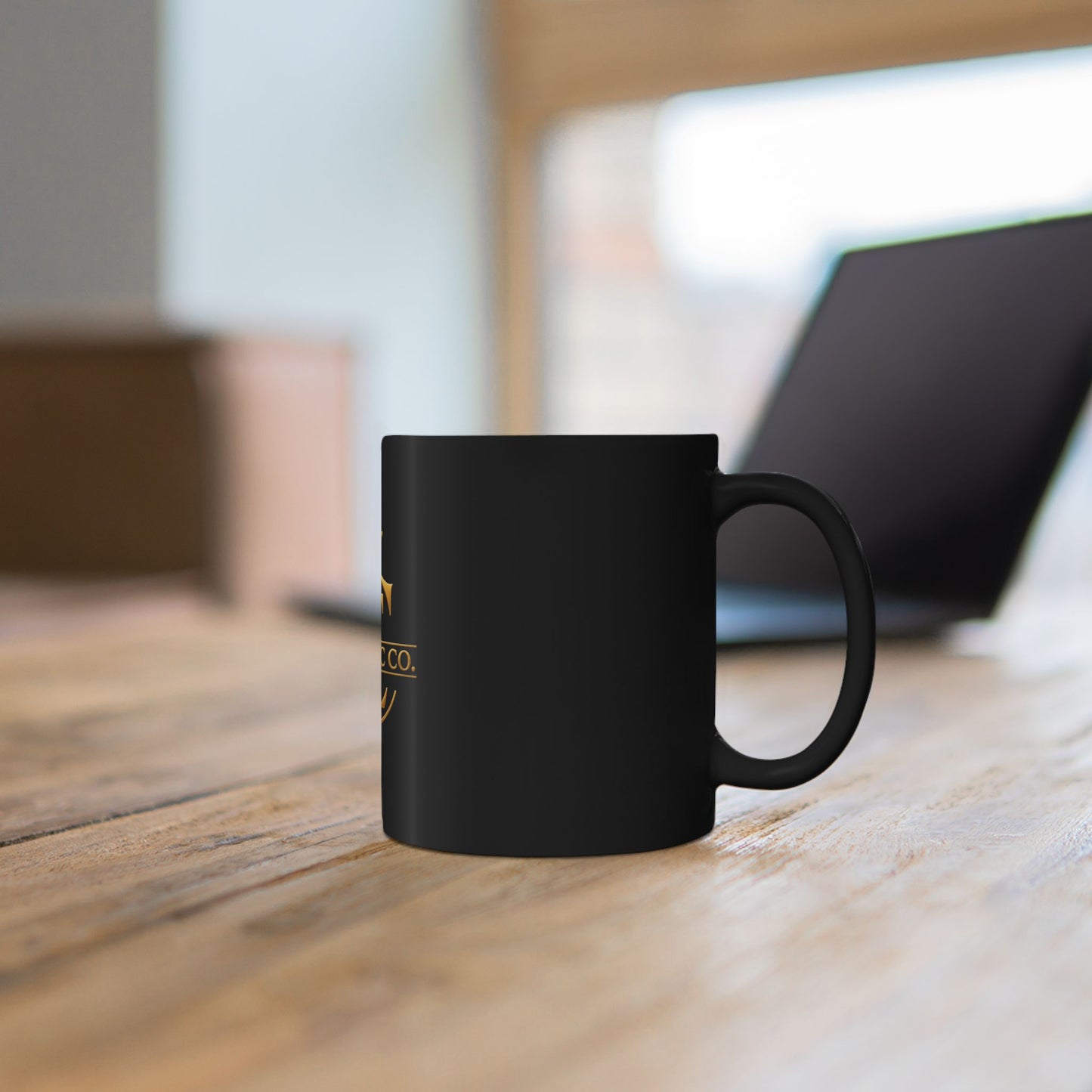 The Chic Co. Signature Gold Crown Mug